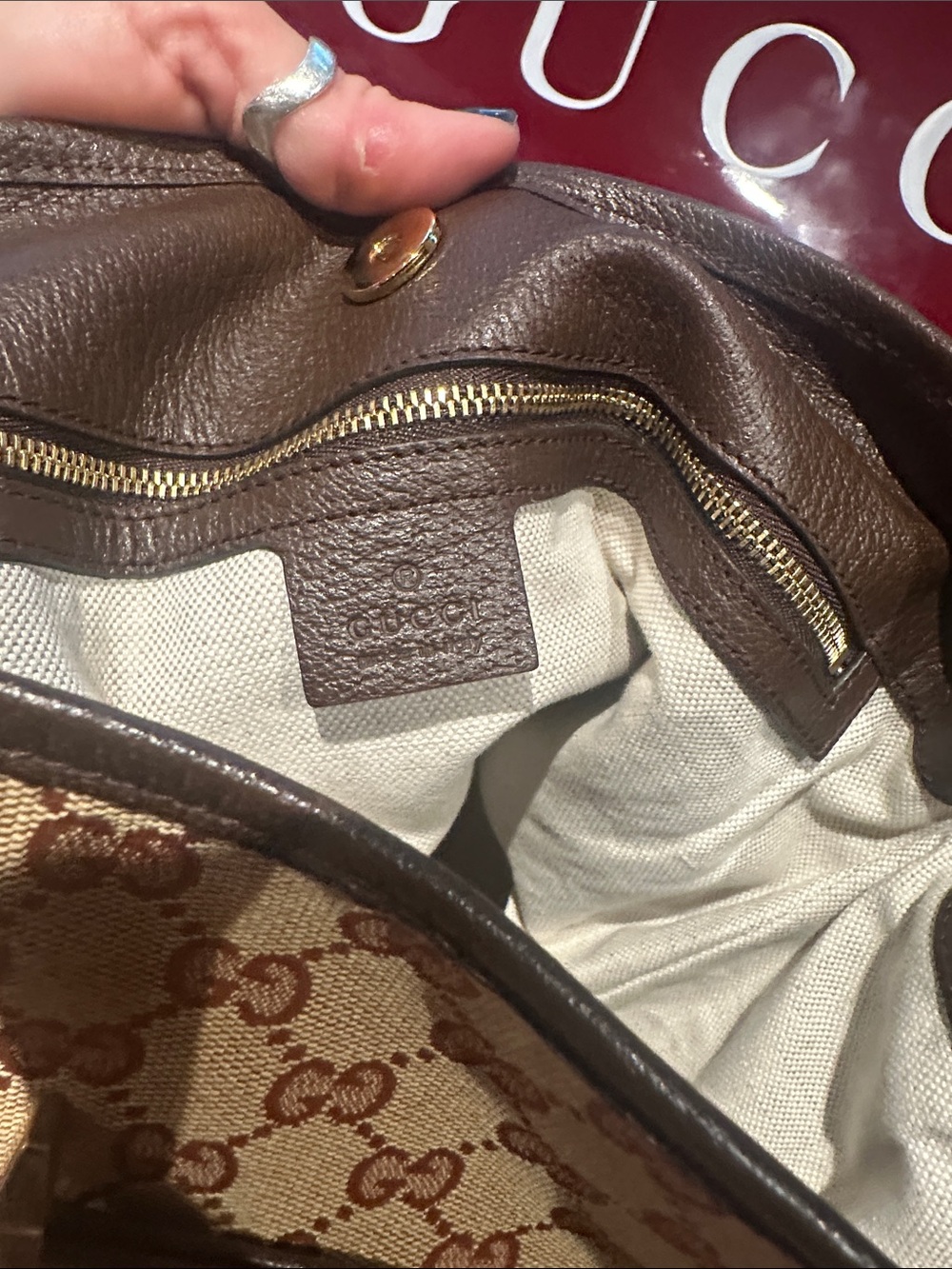 Authentic Gucci Beige & Brown GG Supreme Shoulder Bag with Gold Horsebit - Picture 16 of 16